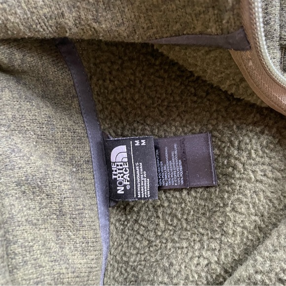 North Face Gordon Lions half zip green Medium - Picture 2 of 2